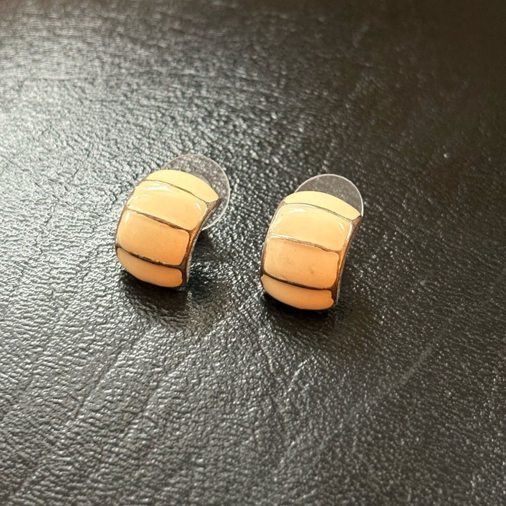 Vintage Cream & Gold Huggie Earrings Neutral Enamel Gold Tone Pierced